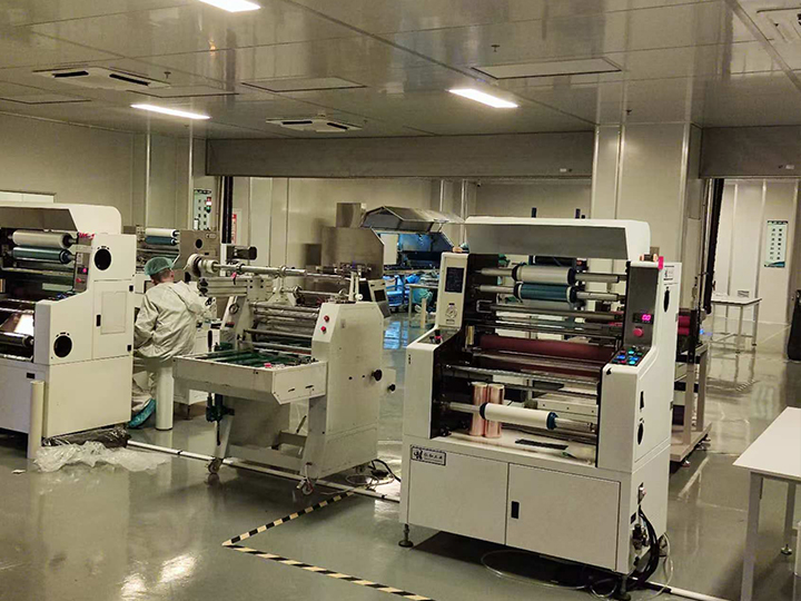 淮安客户卷对卷压膜，曝光项目